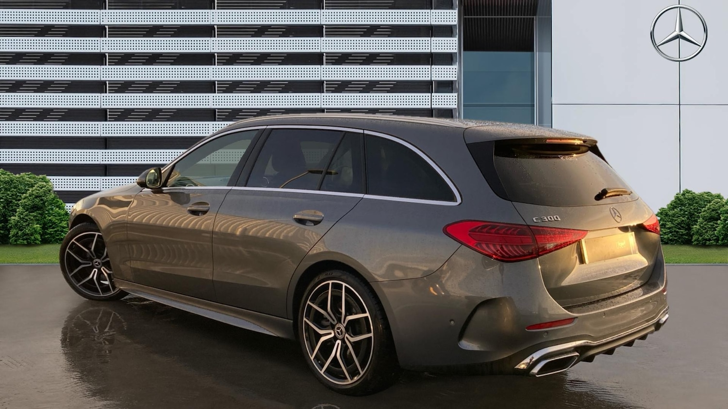 Used Mercedes-Benz C Class 2024 for sale - 76807394: Photo 2