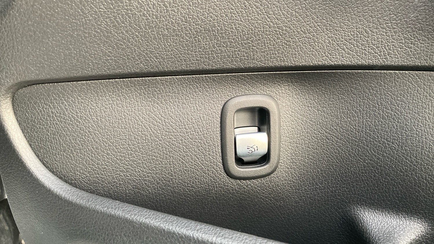 Used Mercedes-Benz C Class 2024 for sale - 76807394: Photo 34