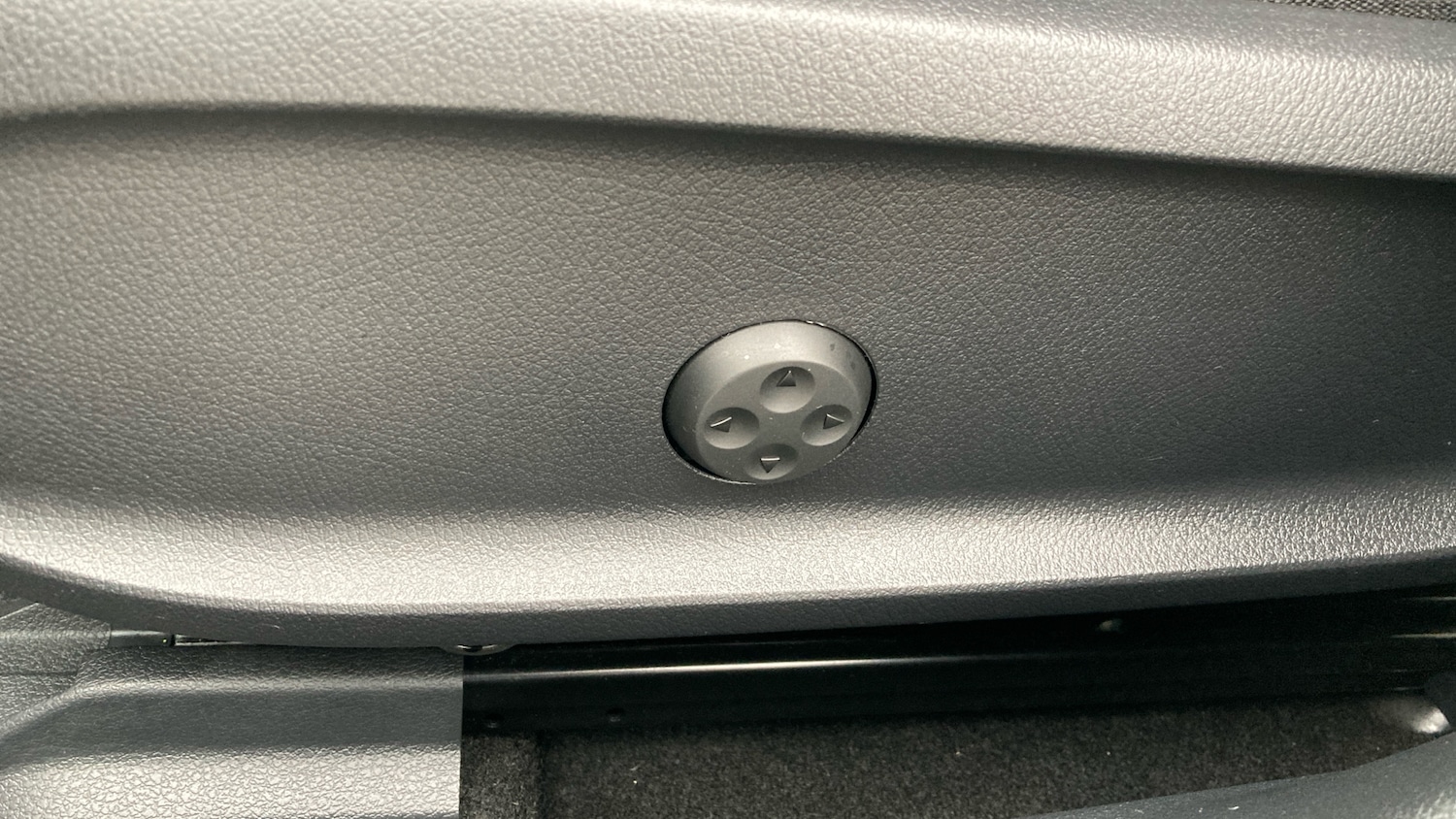 Used Mercedes-Benz CLA 2024 for sale - 77474960: Photo 26