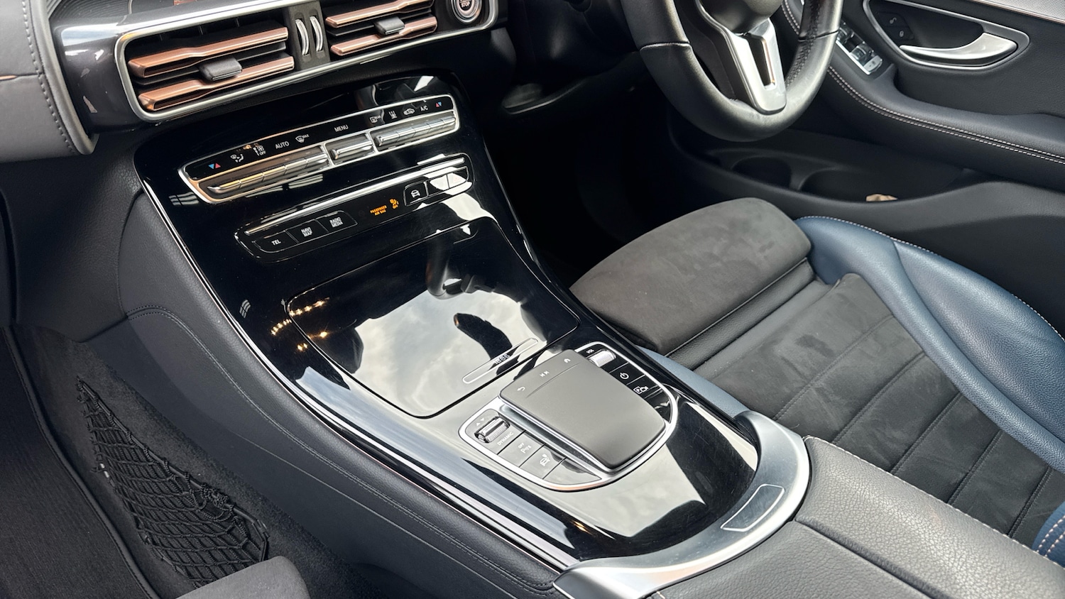 Used Mercedes-Benz EQC 2020 for sale - 77323439: Photo 13