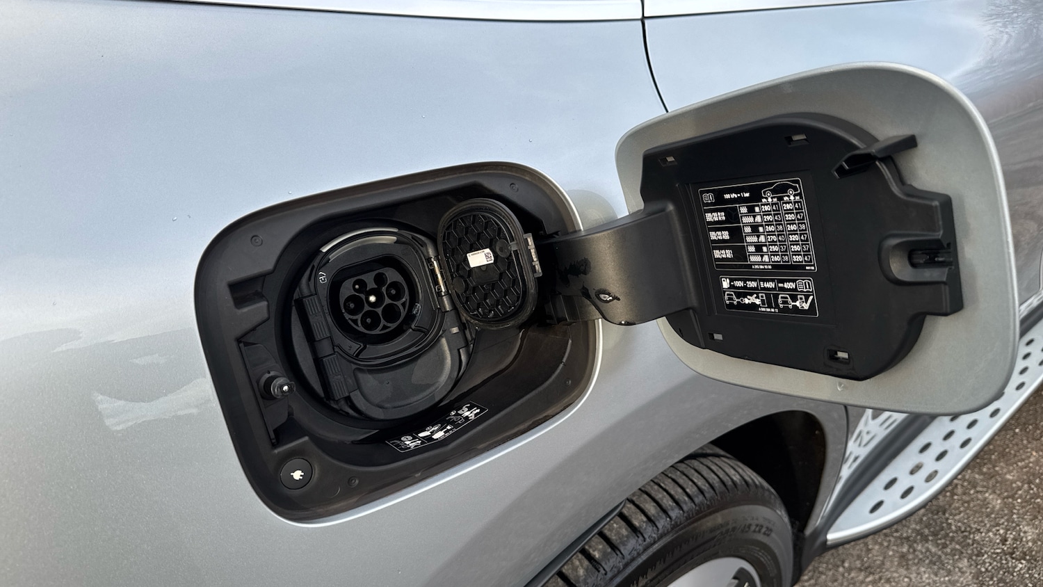 Used Mercedes-Benz EQC 2020 for sale - 77323439: Photo 29