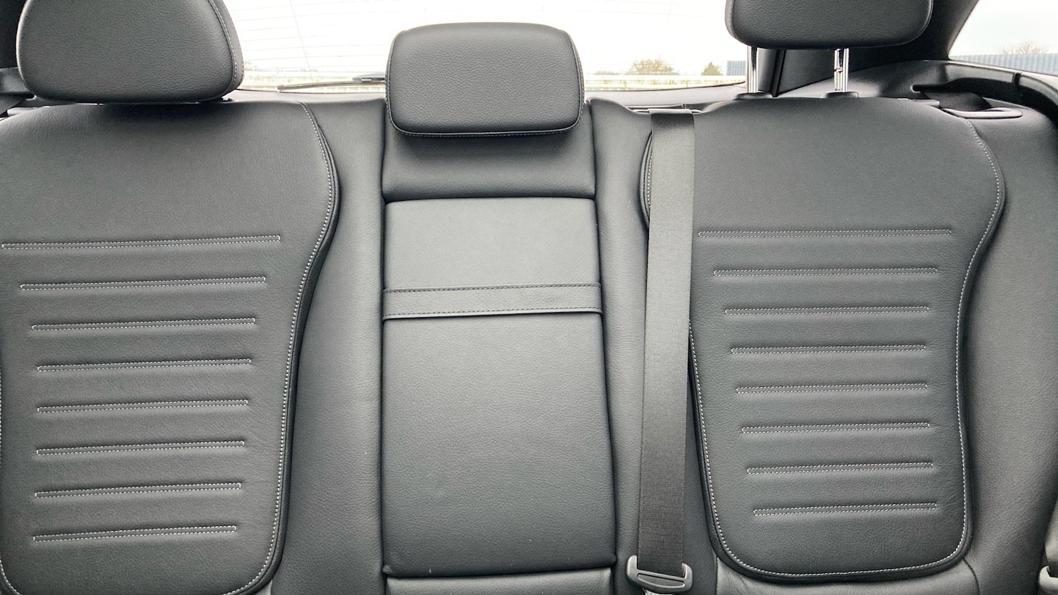 Used Mercedes-Benz GLC 2023 for sale - 77022729: Photo 15