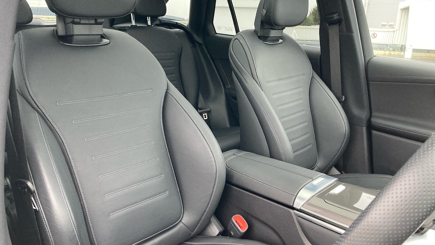 Used Mercedes-Benz GLC 2023 for sale - 77022729: Photo 33