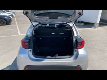 Used Toyota Yaris 2023 for sale - 74993866: Photo