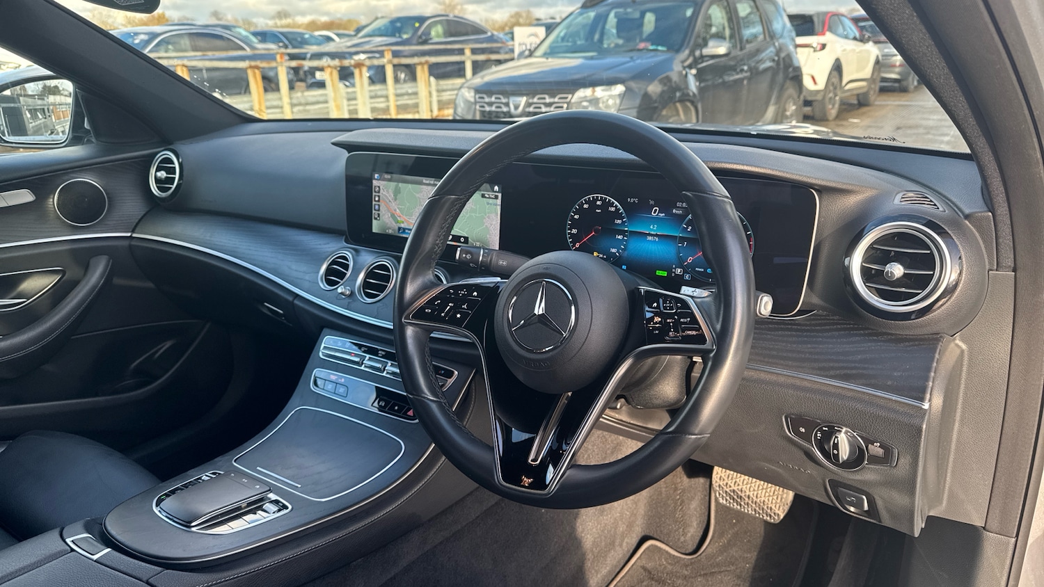 Used Mercedes-Benz E Class 2022 for sale - 77883839: Photo 11