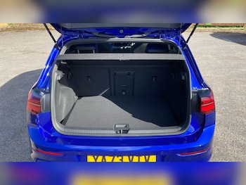 Used Volkswagen Golf 2023 for sale - 77834198: Photo