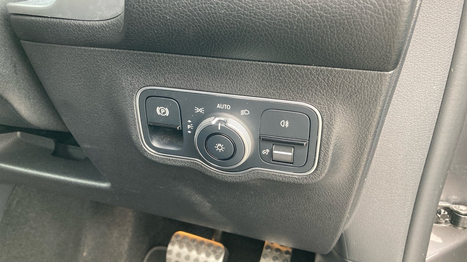 Vehicle 33