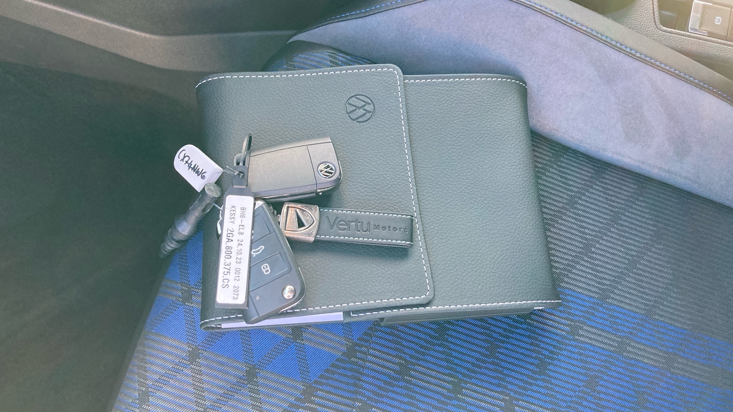 Used Volkswagen T-Roc 2024 for sale - 76799070: Photo 19