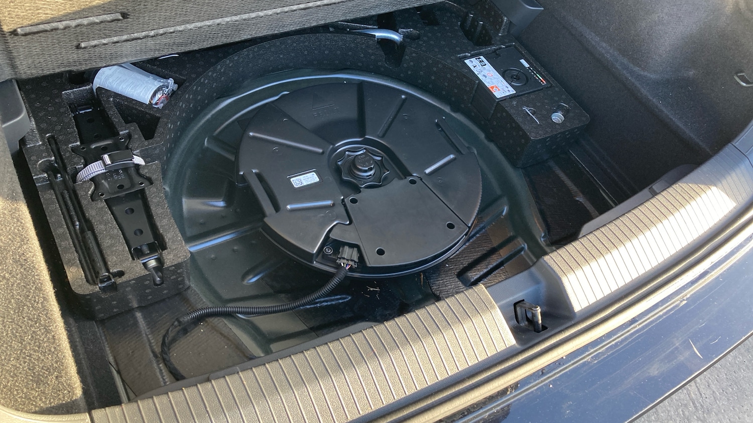 Used Volkswagen T-Roc 2024 for sale - 76799070: Photo 27