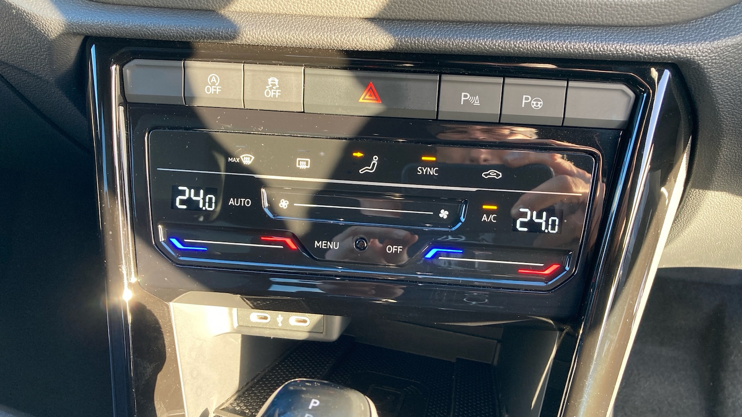 Used Volkswagen T-Roc 2024 for sale - 76799070: Photo 39