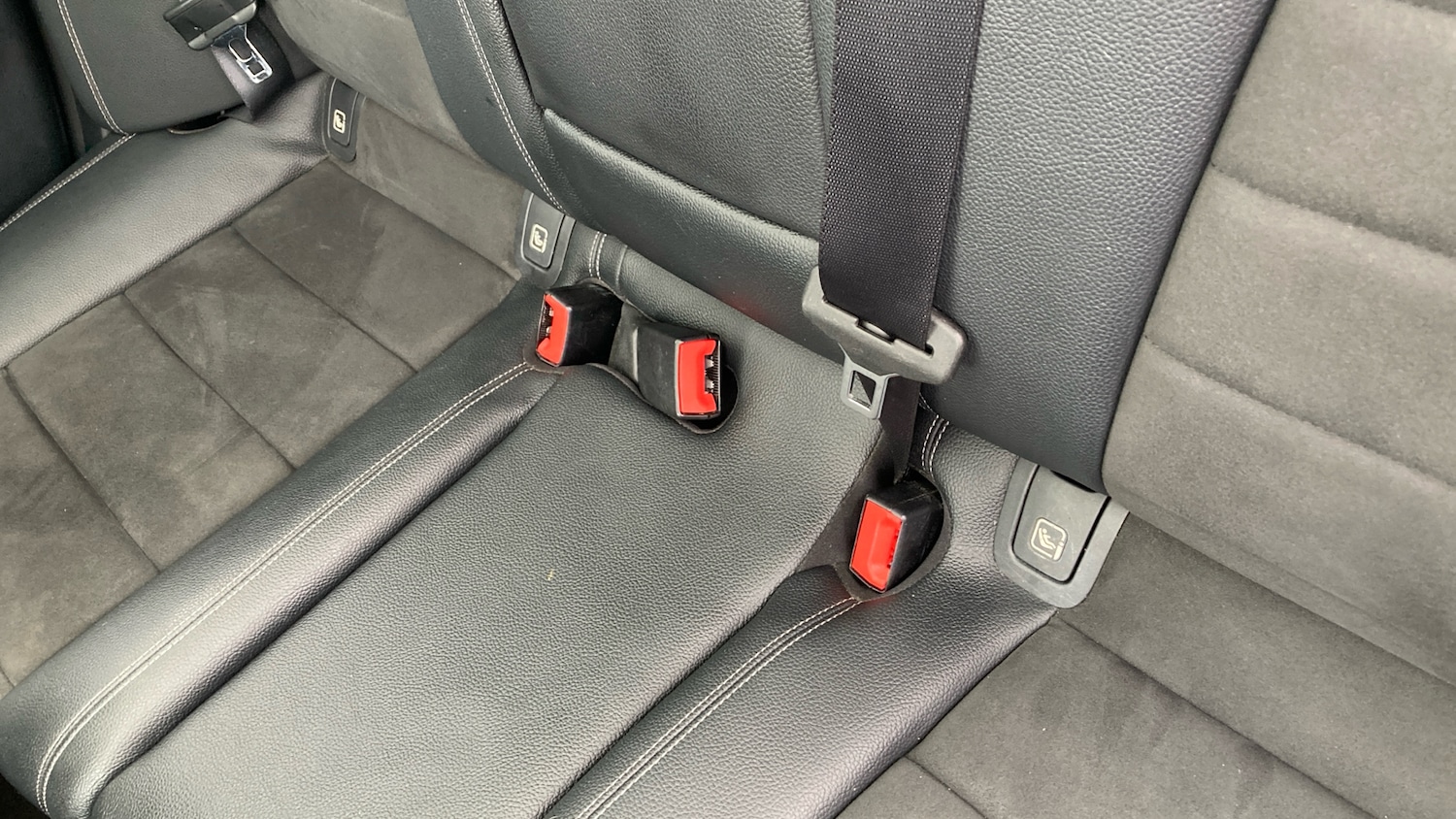 Used Mercedes-Benz E Class 2020 for sale - 76392233: Photo 17