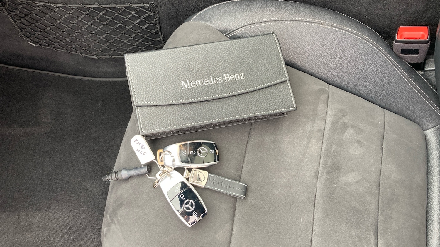 Used Mercedes-Benz E Class 2020 for sale - 76392233: Photo 19