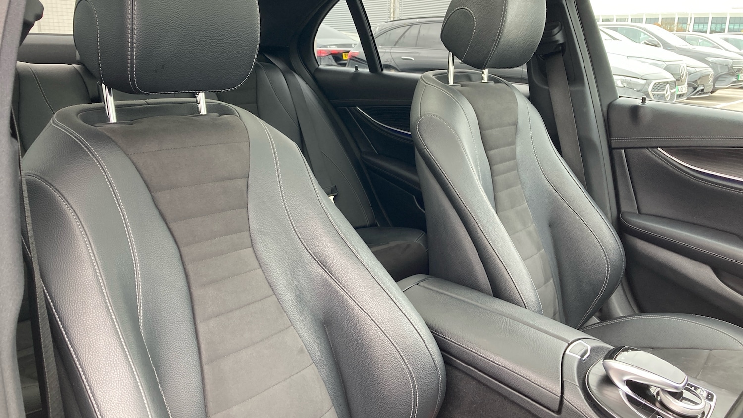 Used Mercedes-Benz E Class 2020 for sale - 76392233: Photo 31