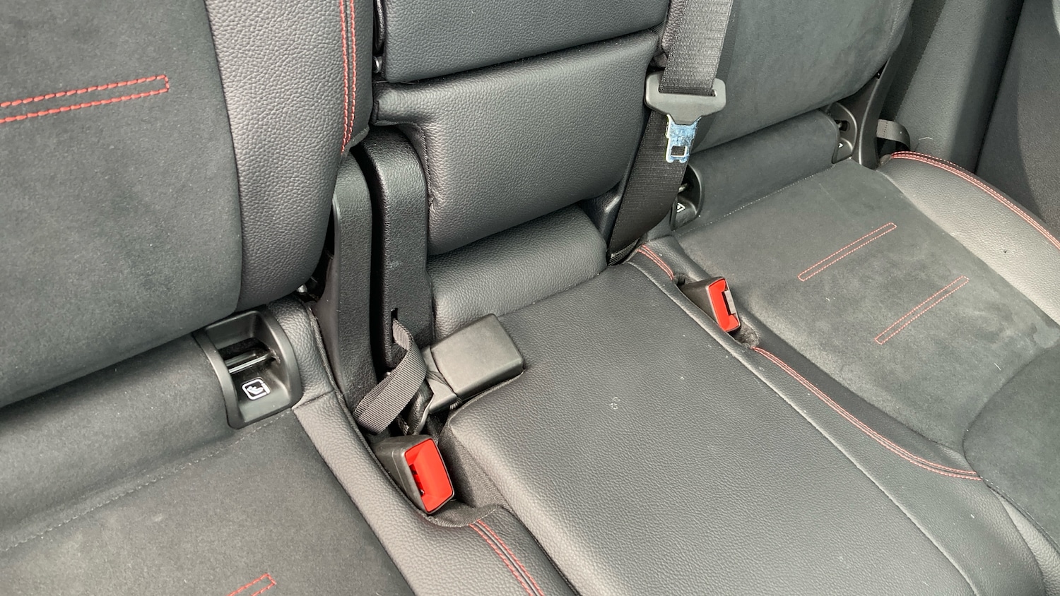 Used Mercedes-Benz GLB 2023 for sale - 76340453: Photo 17