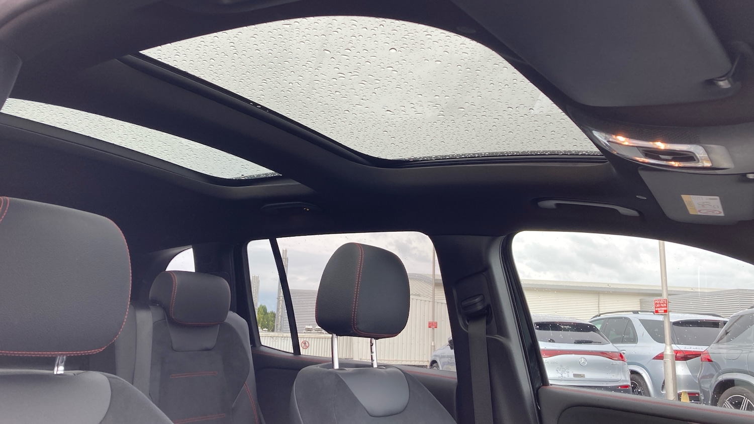 Used Mercedes-Benz GLB 2023 for sale - 76340453: Photo 31