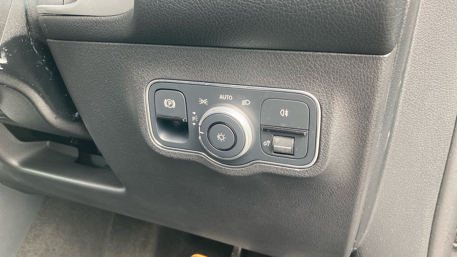 Used Mercedes-Benz GLB 2023 for sale - 76340453: Photo 34