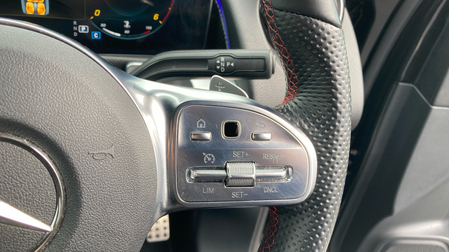 Used Mercedes-Benz GLB 2023 for sale - 76340453: Photo 36