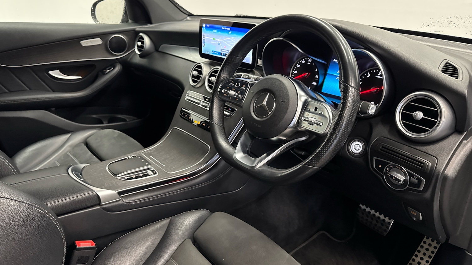 Used Mercedes-Benz GLC 2019 for sale - 77062049: Photo 11