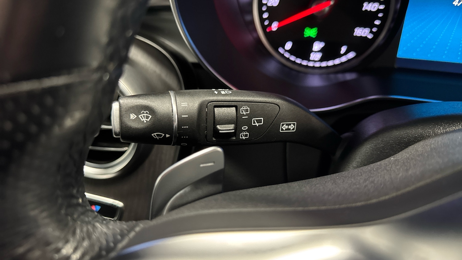 Used Mercedes-Benz GLC 2019 for sale - 77062049: Photo 32