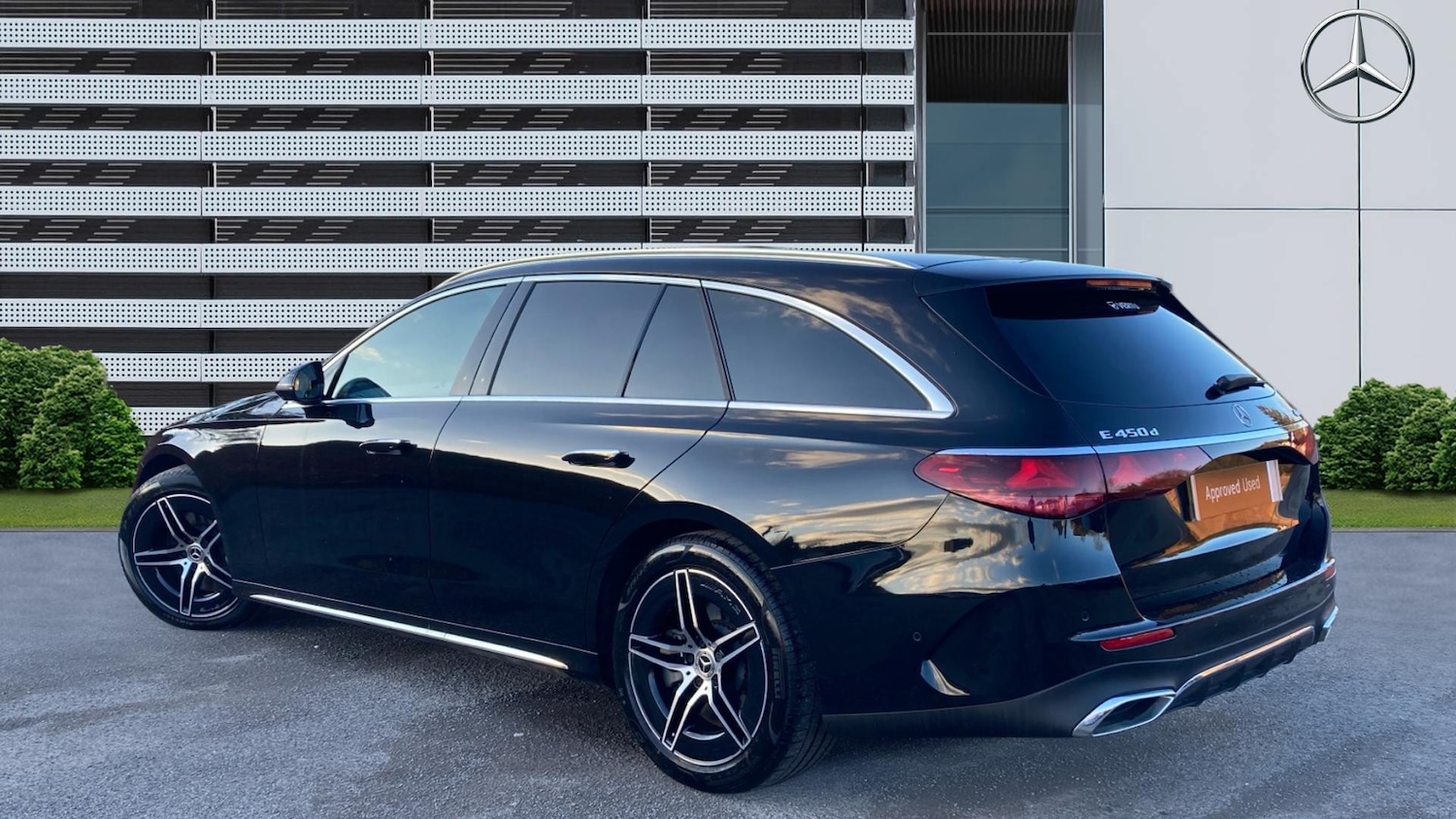 Used Mercedes-Benz E Class 2025 for sale - 77528518: Photo 2