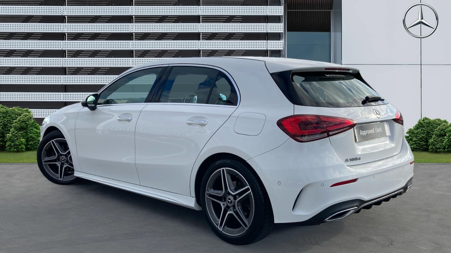 Used Mercedes-Benz A-Class 2018 for sale - 76340469: Photo 2