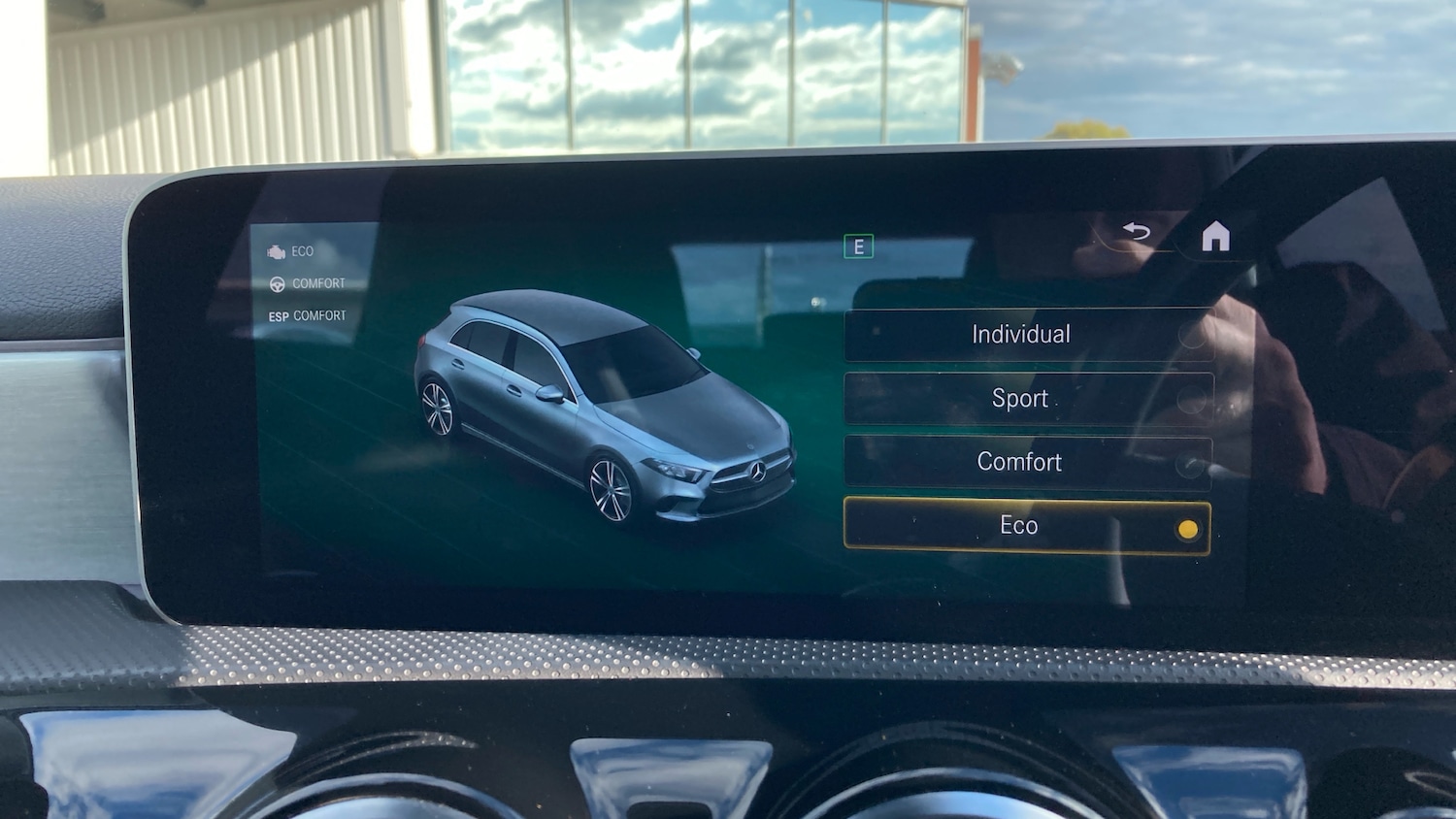 Used Mercedes-Benz A-Class 2018 for sale - 76340469: Photo 42