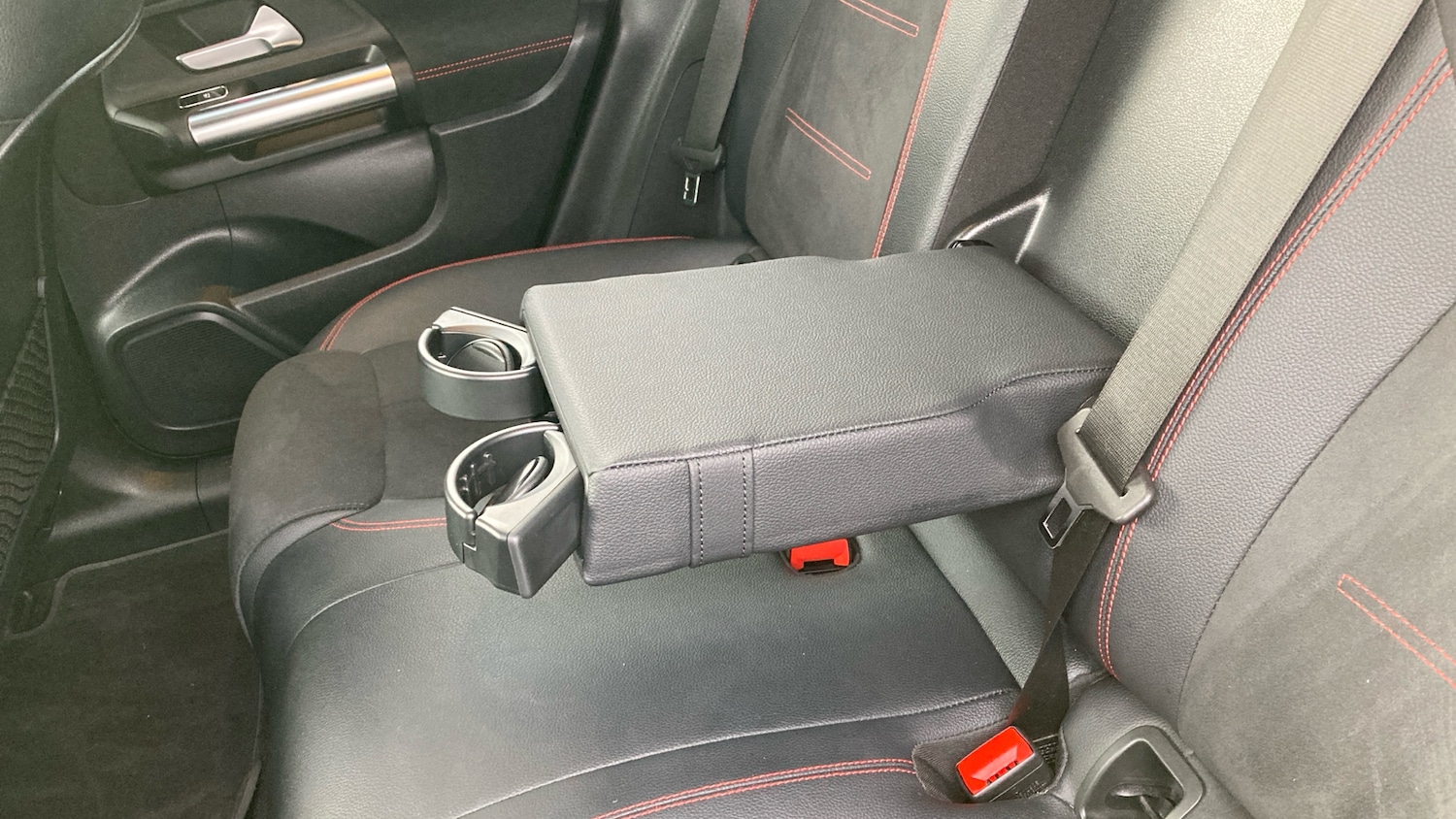 Used Mercedes-Benz EQA 2024 for sale - 76974189: Photo 29