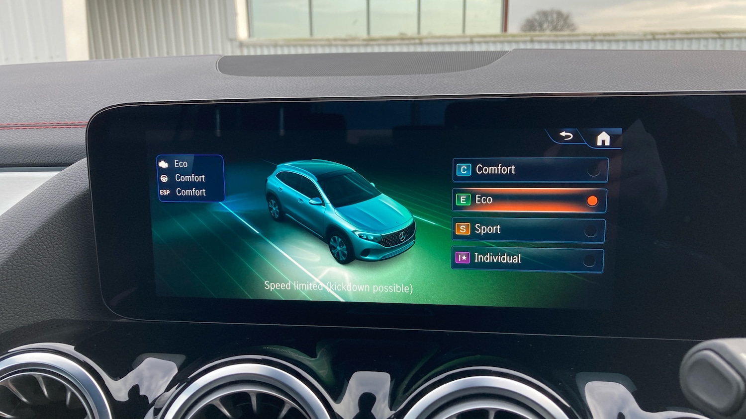 Used Mercedes-Benz EQA 2024 for sale - 76974189: Photo 44