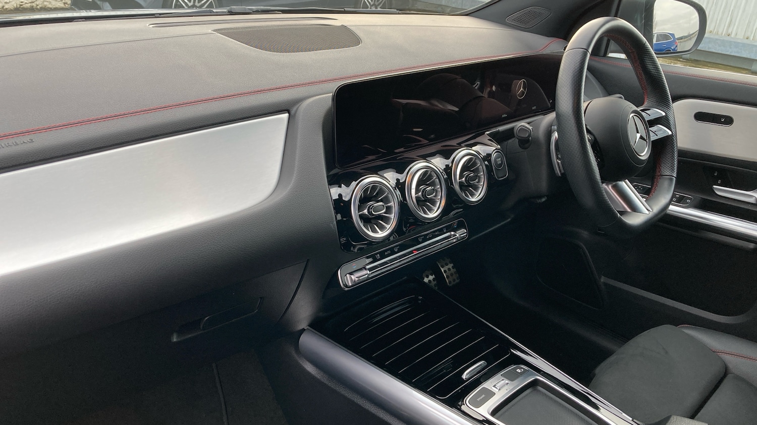 Used Mercedes-Benz EQA 2024 for sale - 76974189: Photo 9