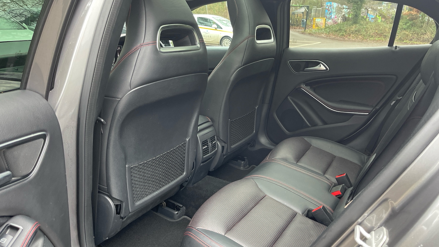 Used Mercedes-Benz GLA 2016 for sale - 77300291: Photo 31