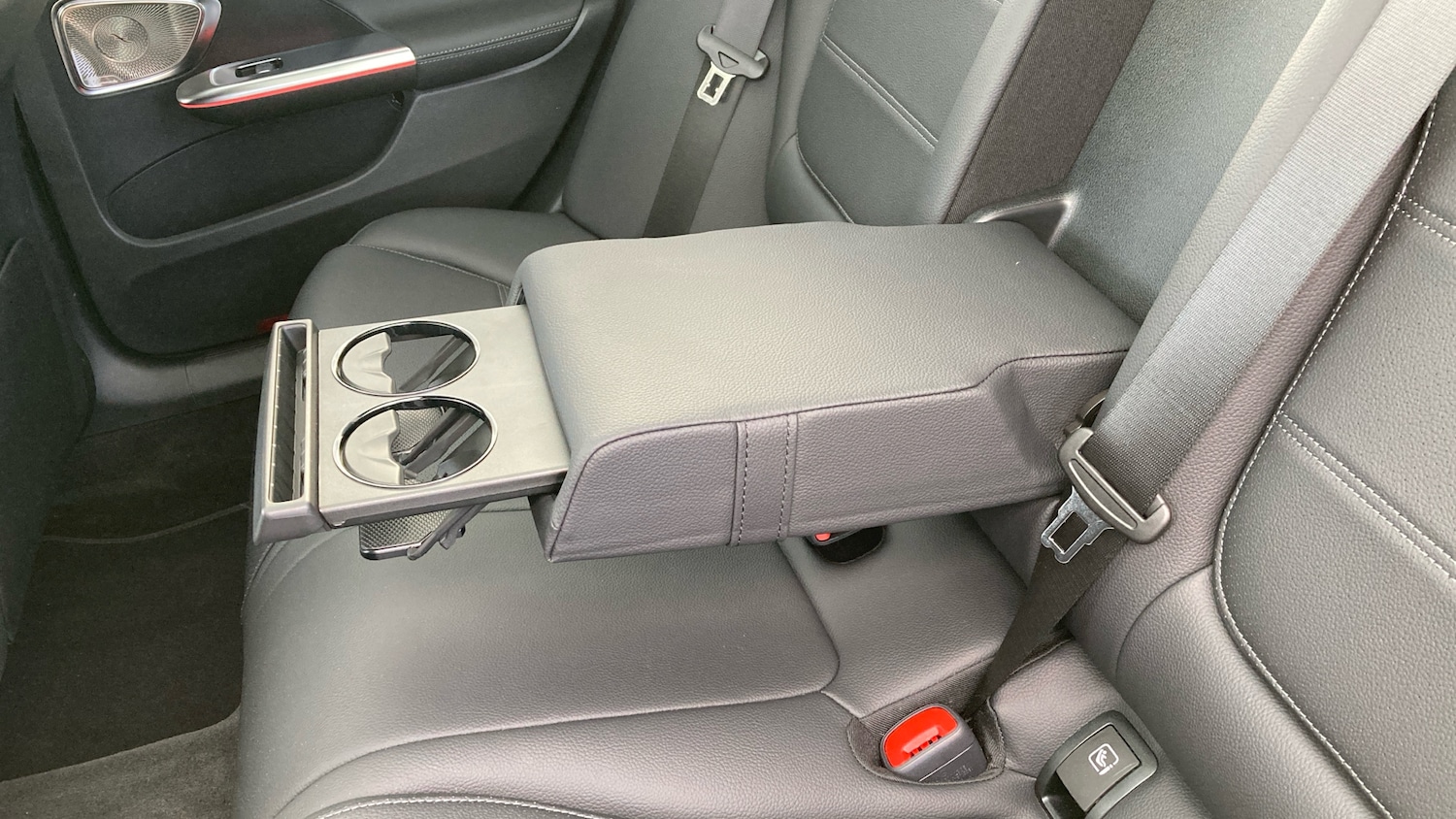 Used Mercedes-Benz C Class 2025 for sale - 76393426: Photo 29