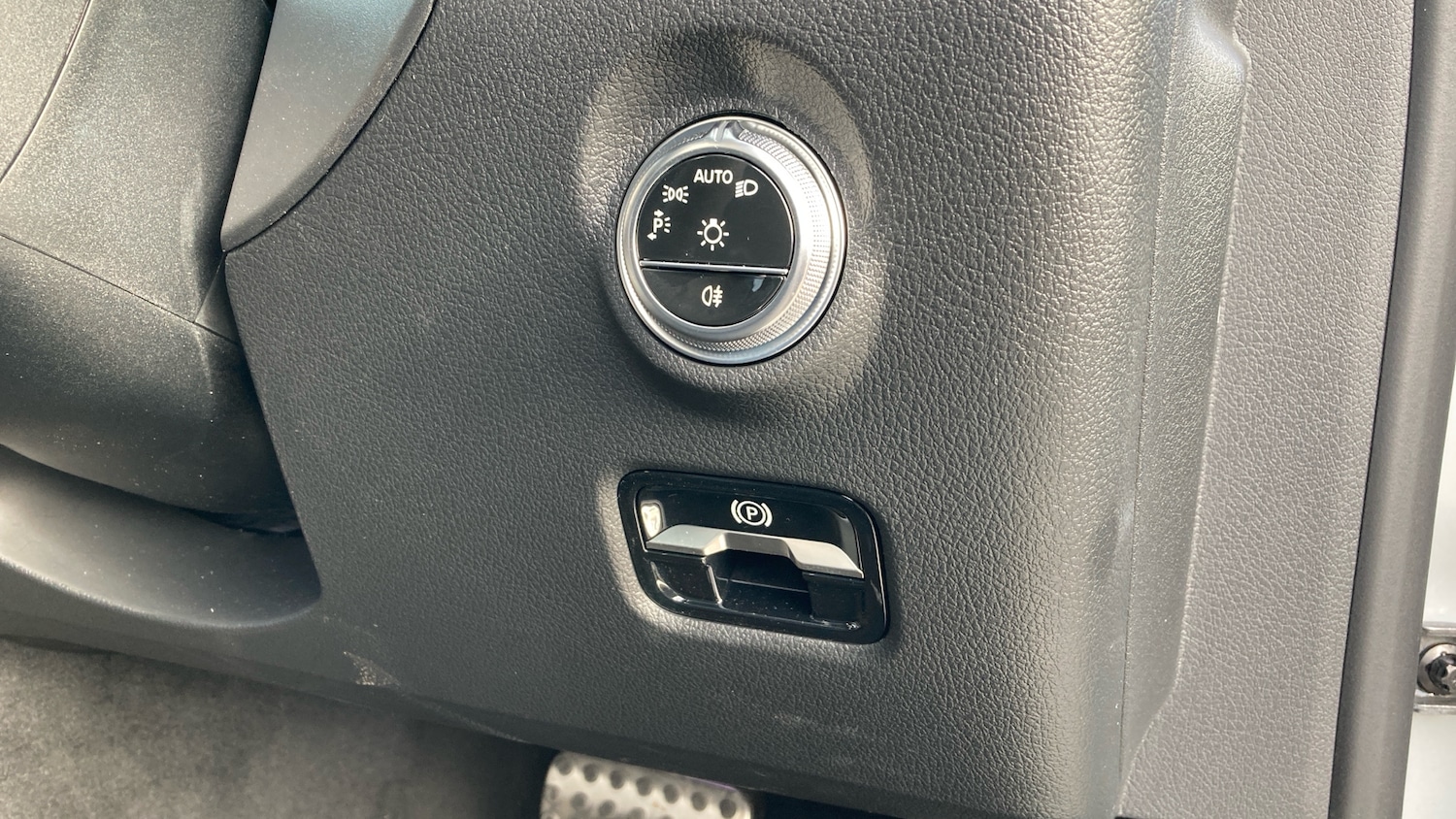 Used Mercedes-Benz C Class 2025 for sale - 76393426: Photo 36