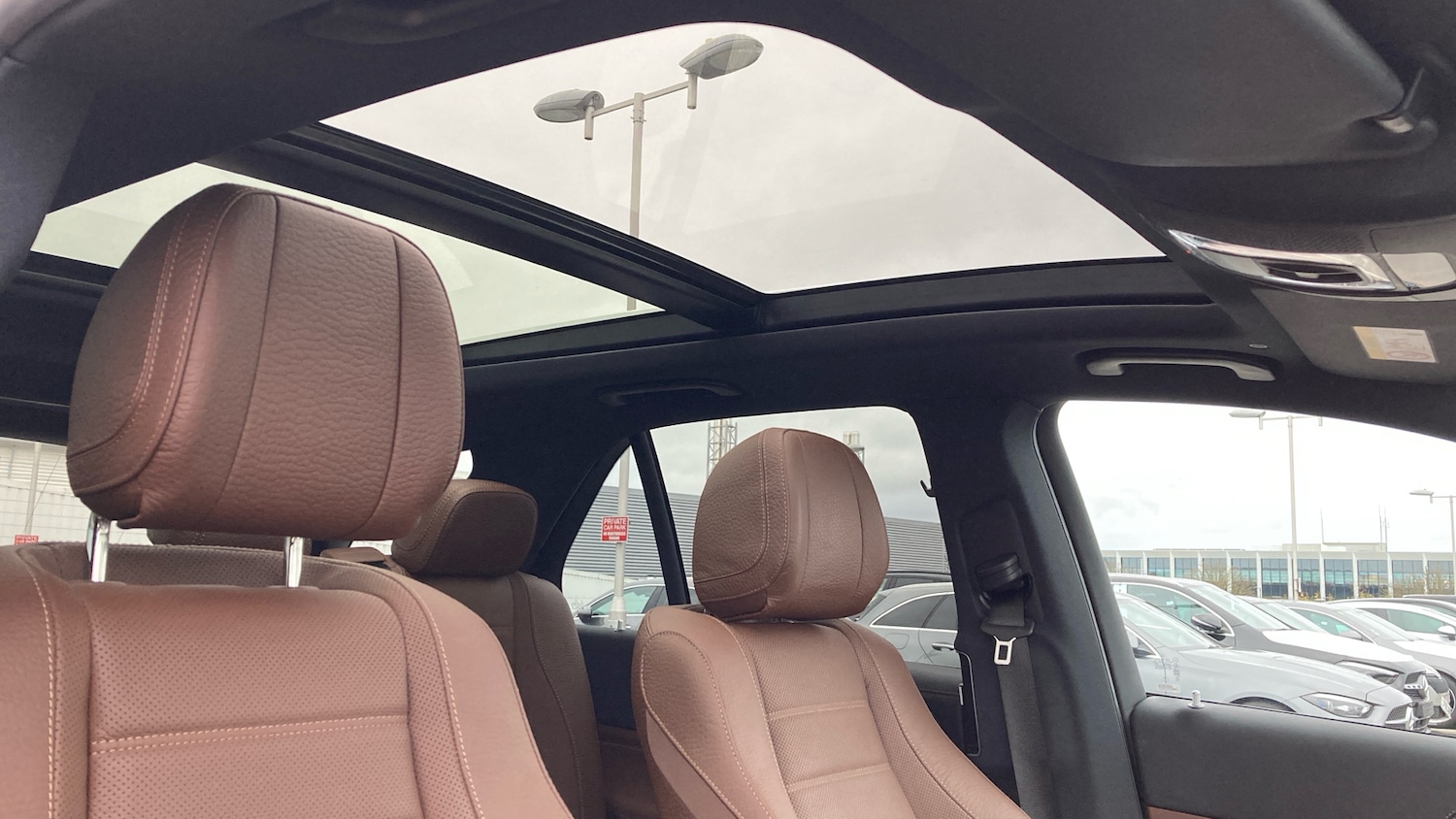 Used Mercedes-Benz GLE 2024 for sale - 76736405: Photo 32