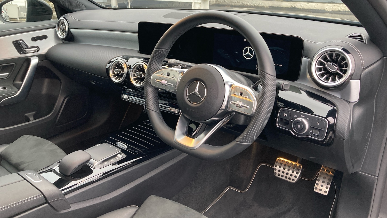 Used Mercedes-Benz A-Class 2021 for sale - 76652242: Photo 11