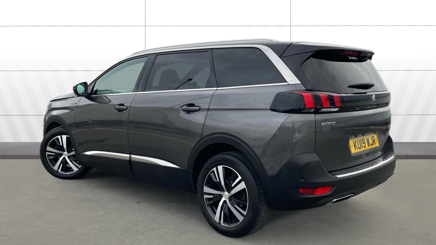 Used Peugeot 5008 2019 for sale - 76945781: Photo 2