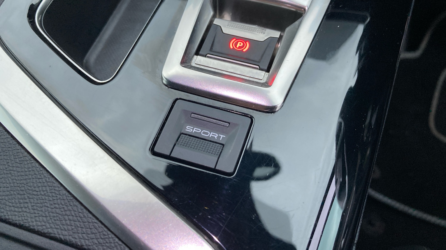 Used Peugeot 5008 2019 for sale - 76945781: Photo 32