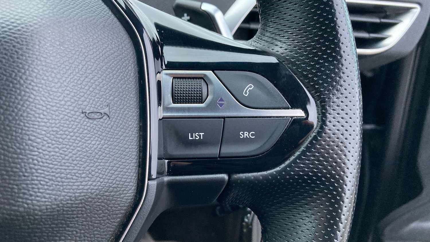 Used Peugeot 5008 2019 for sale - 76945781: Photo 36