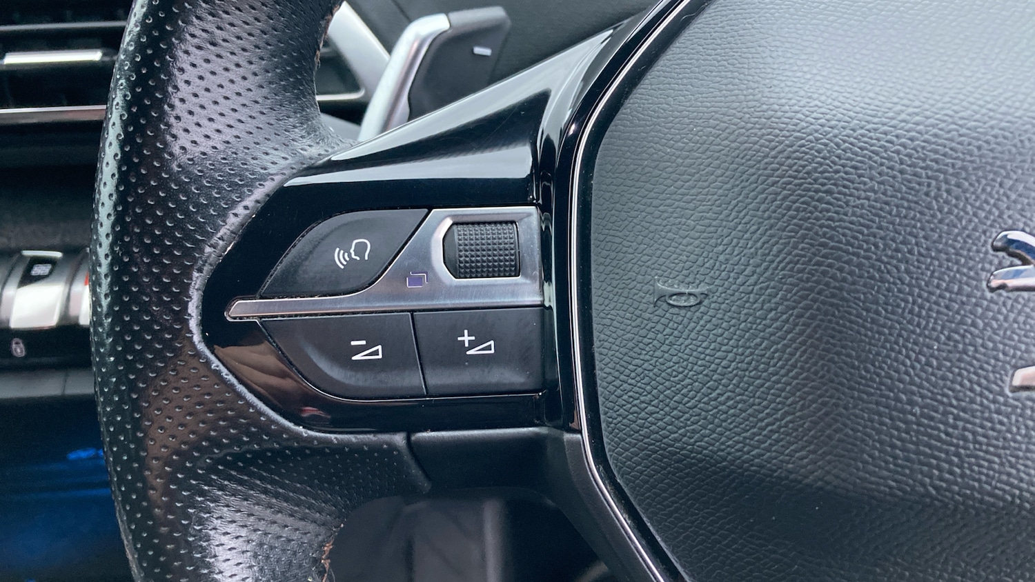 Used Peugeot 5008 2019 for sale - 76945781: Photo 37