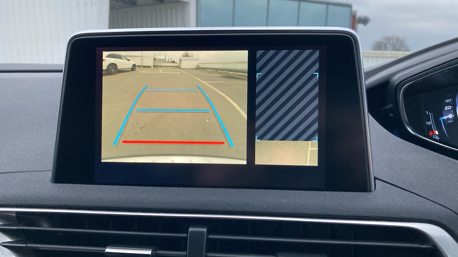 Used Peugeot 5008 2019 for sale - 76945781: Photo 39