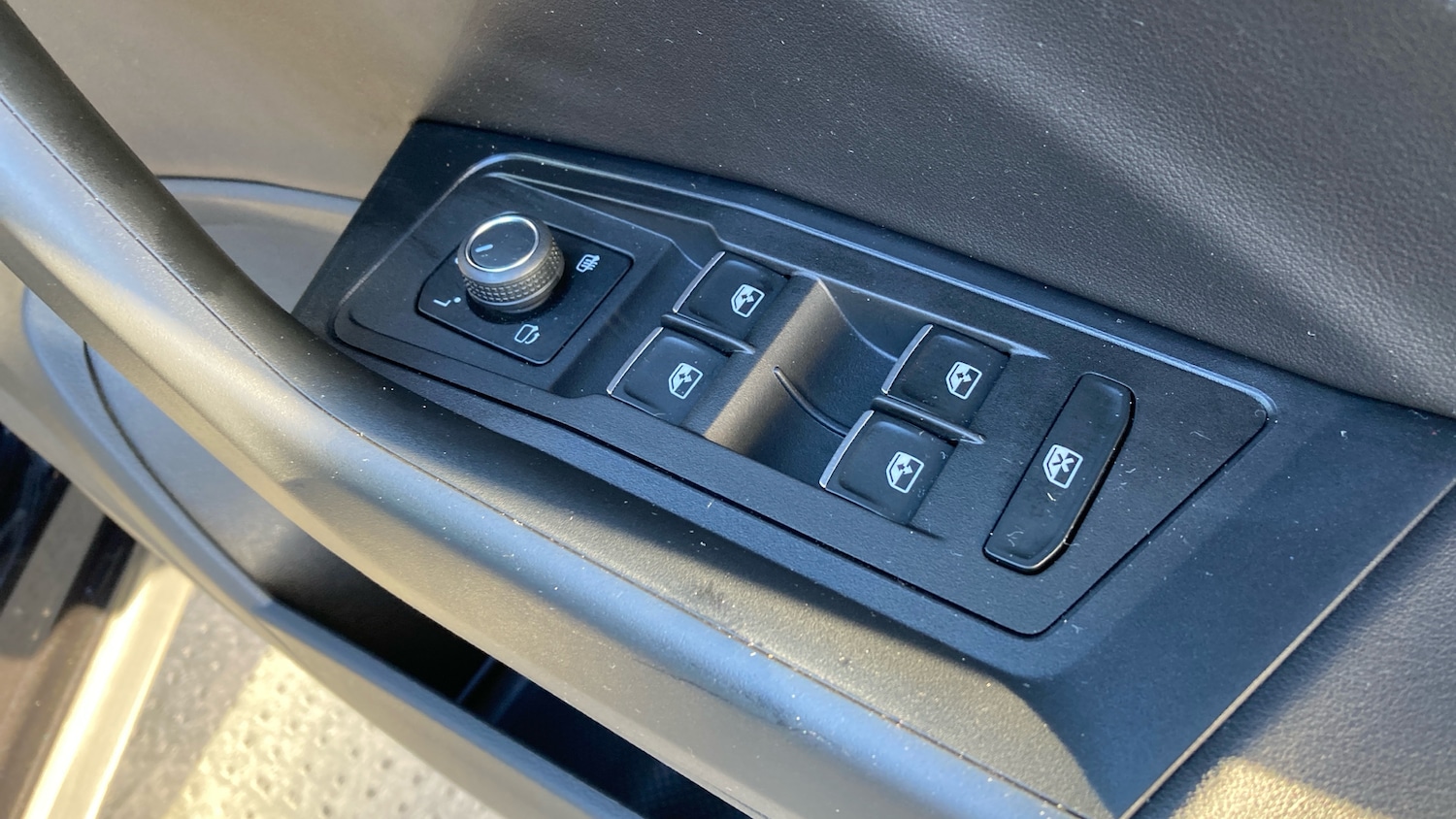 Used Volkswagen T-Roc 2024 for sale - 77161009: Photo 30