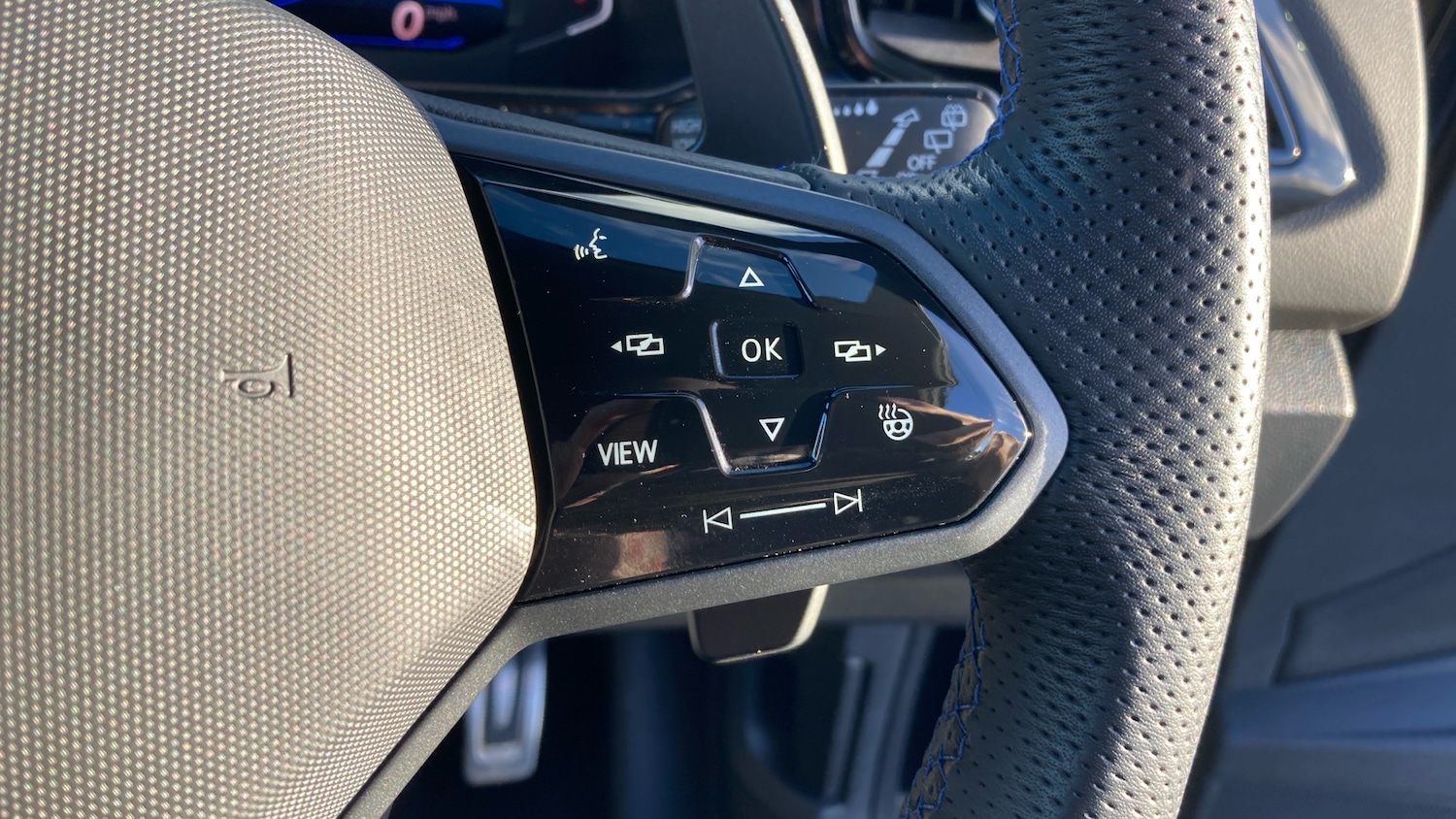 Used Volkswagen T-Roc 2024 for sale - 77161009: Photo 33