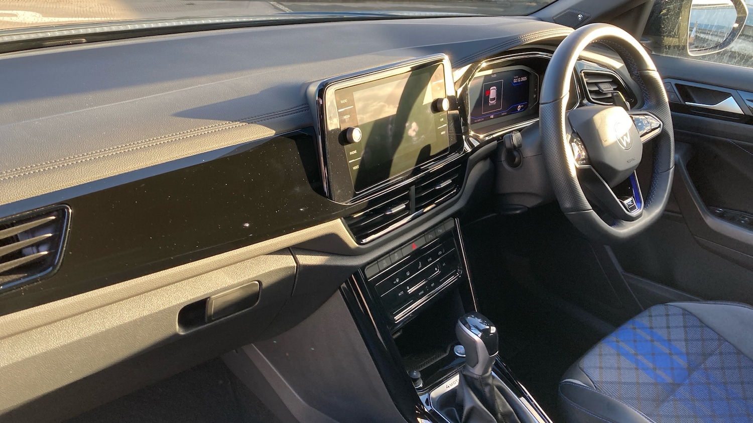 Used Volkswagen T-Roc 2024 for sale - 77161009: Photo 9