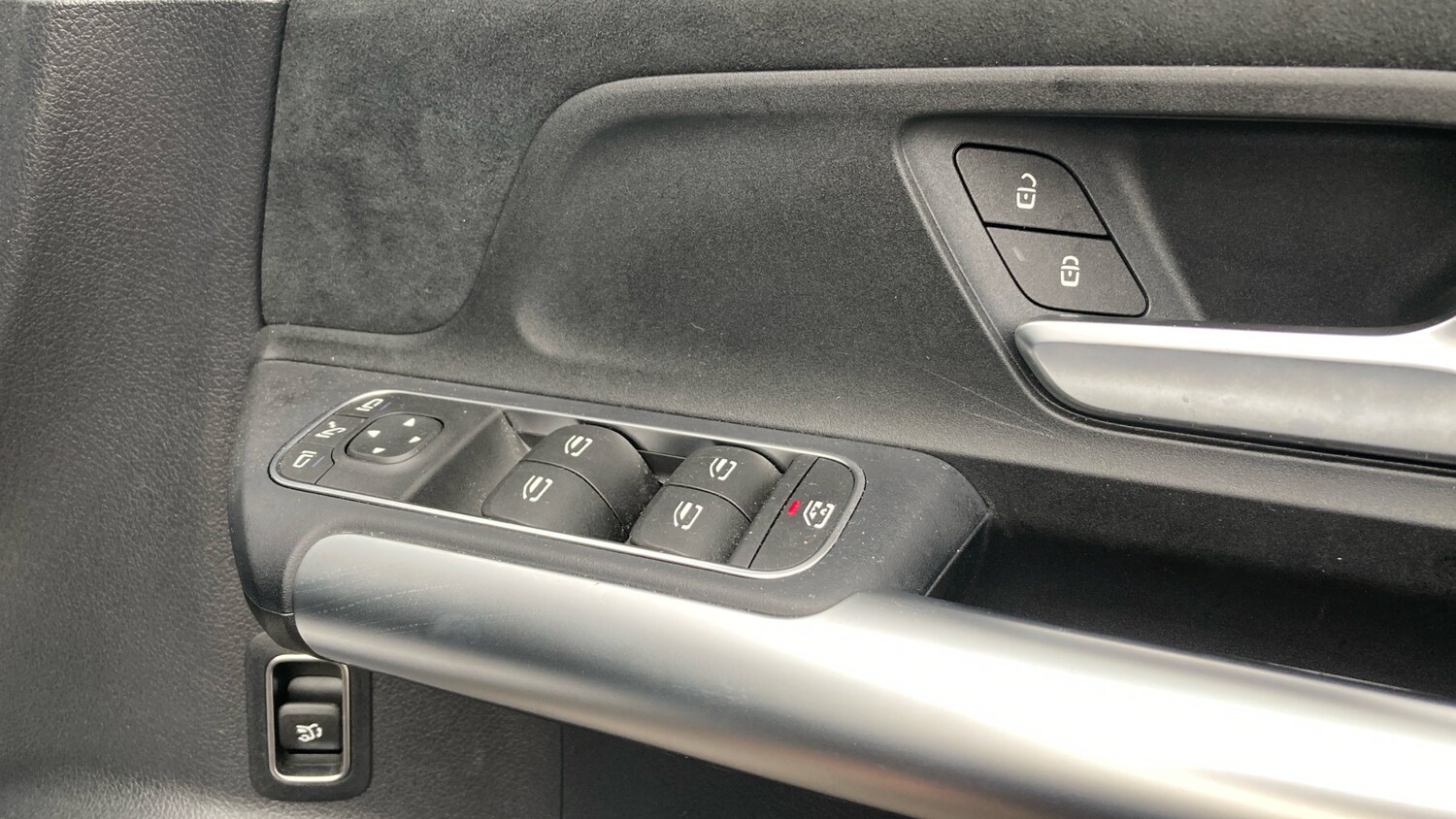 Used Mercedes-Benz EQA 2023 for sale - 76791270: Photo 32