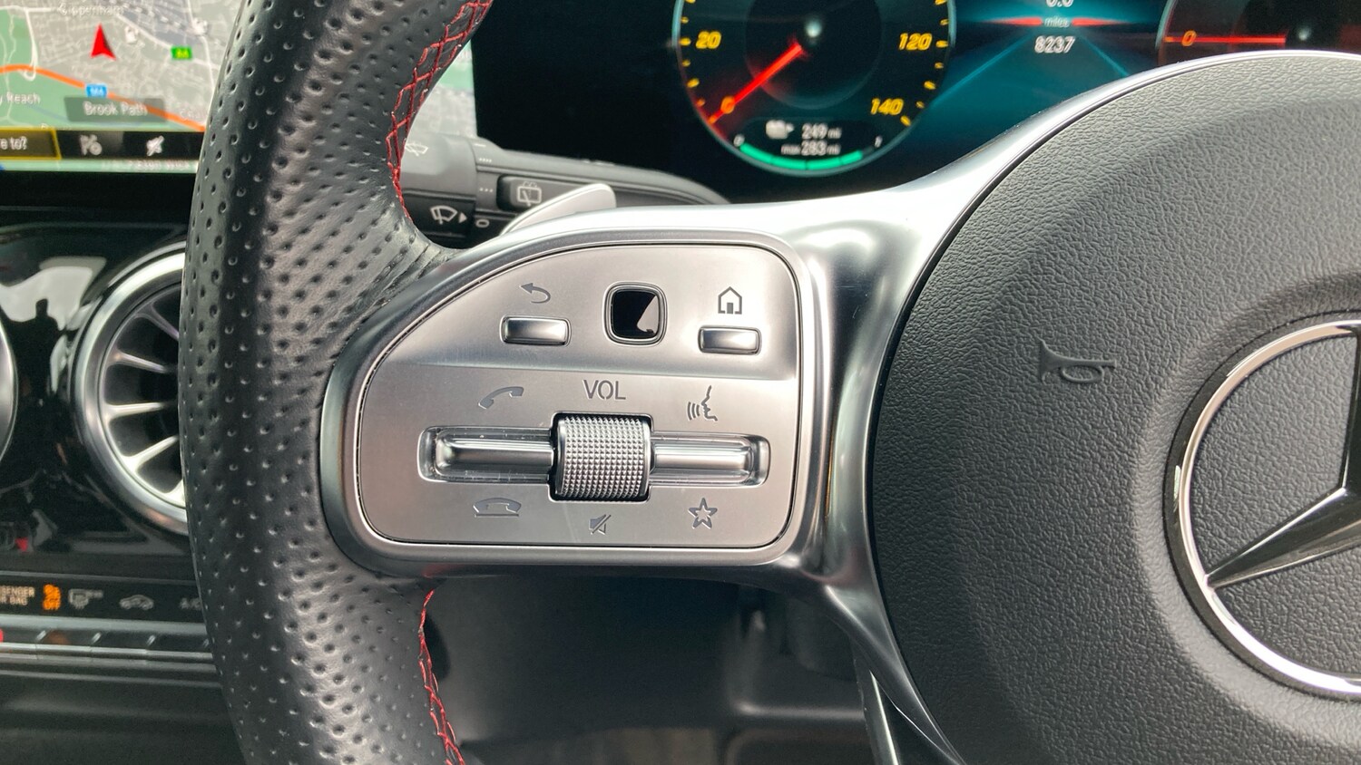 Used Mercedes-Benz EQA 2023 for sale - 76791270: Photo 37