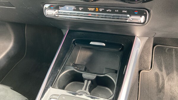 Used Mercedes-Benz GLB 2022 for sale - 76183171: Photo 41