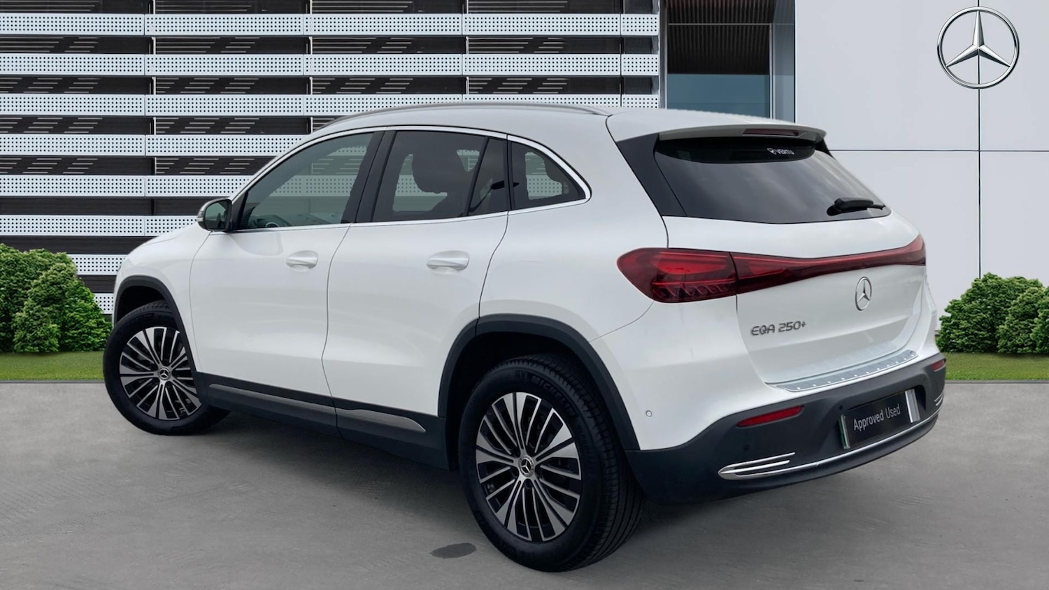 Used Mercedes-Benz EQA 2024 for sale - 76113803: Photo 2