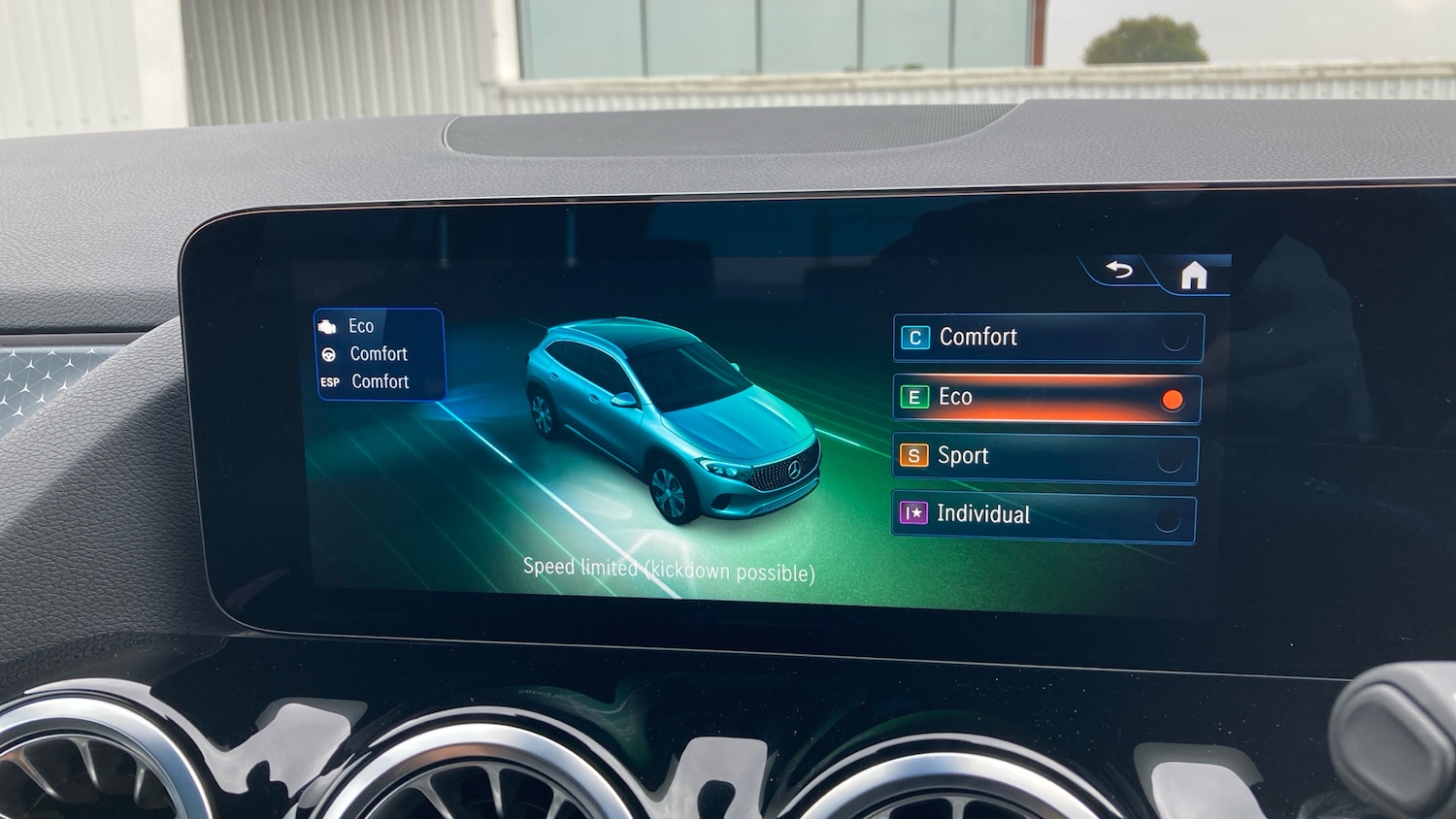 Used Mercedes-Benz EQA 2024 for sale - 76113803: Photo 39