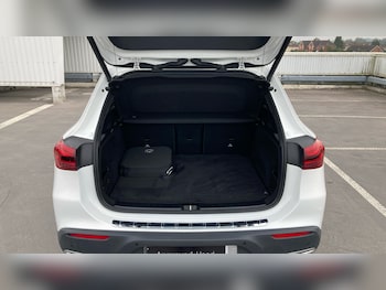Used Mercedes-Benz EQA 2024 for sale - 76113803: Photo 4