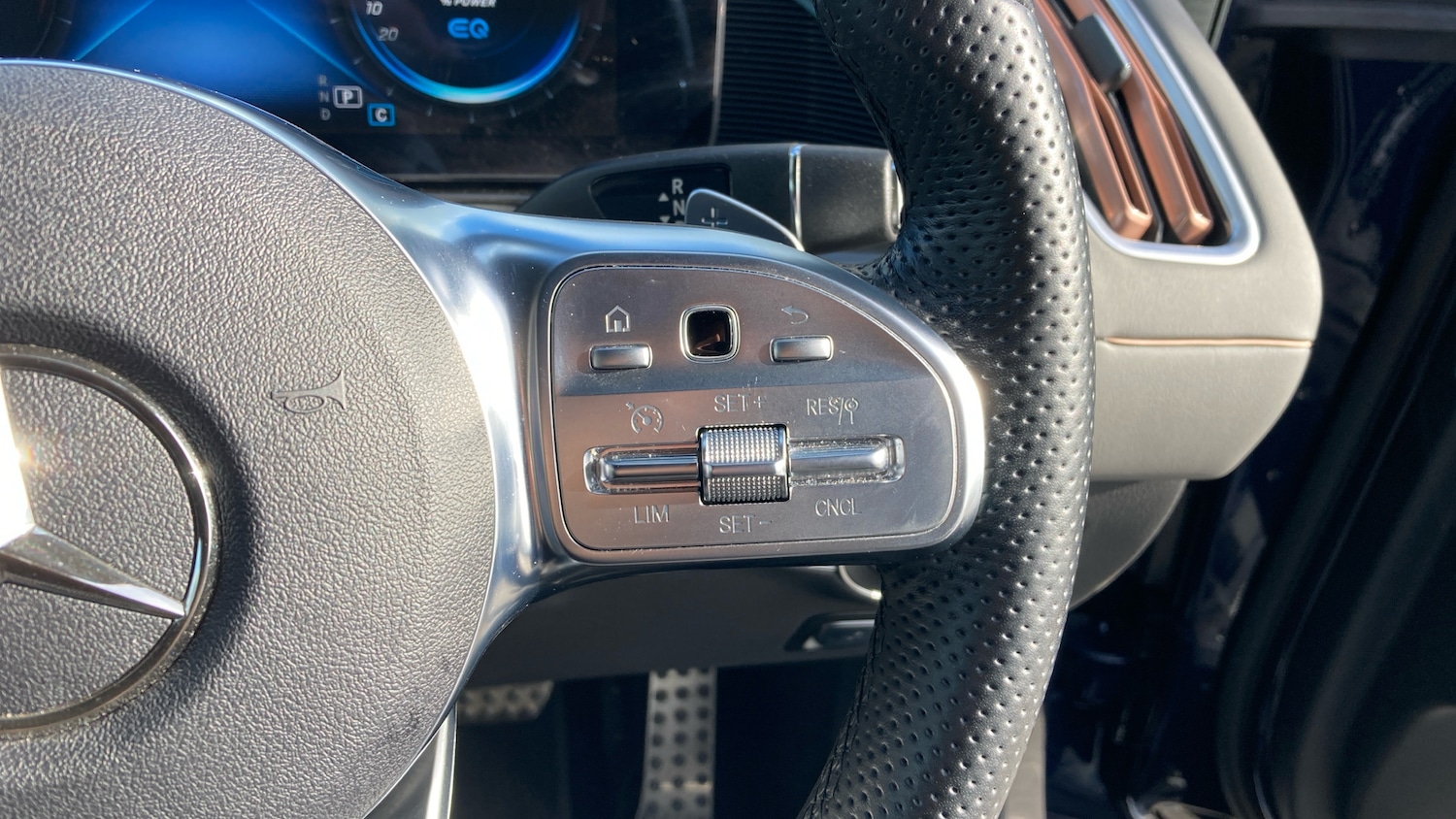 Used Mercedes-Benz EQC 2022 for sale - 76332699: Photo 37