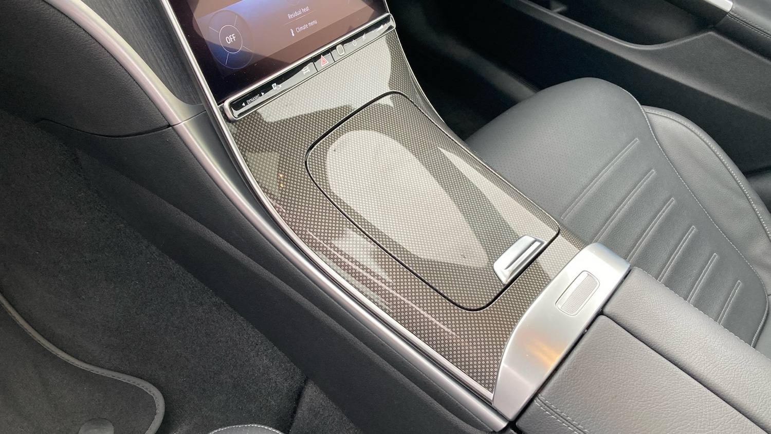 Used Mercedes-Benz C Class 2024 for sale - 77048000: Photo 13